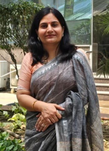Dr. Pooja